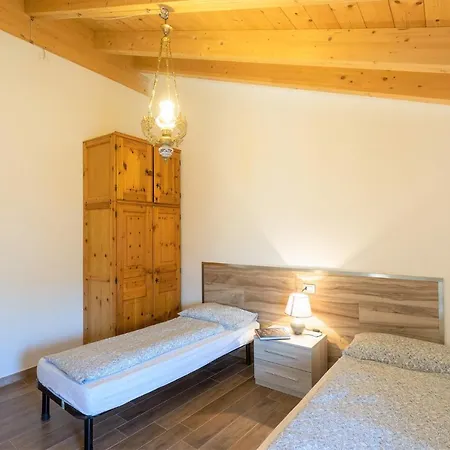 In - Gardasee 22564 Tremosine